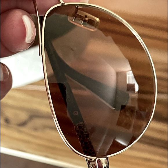 🕶☀️☀️EUC LADIES COACH SUNGLASSES🛍 - Picture 2 of 6
